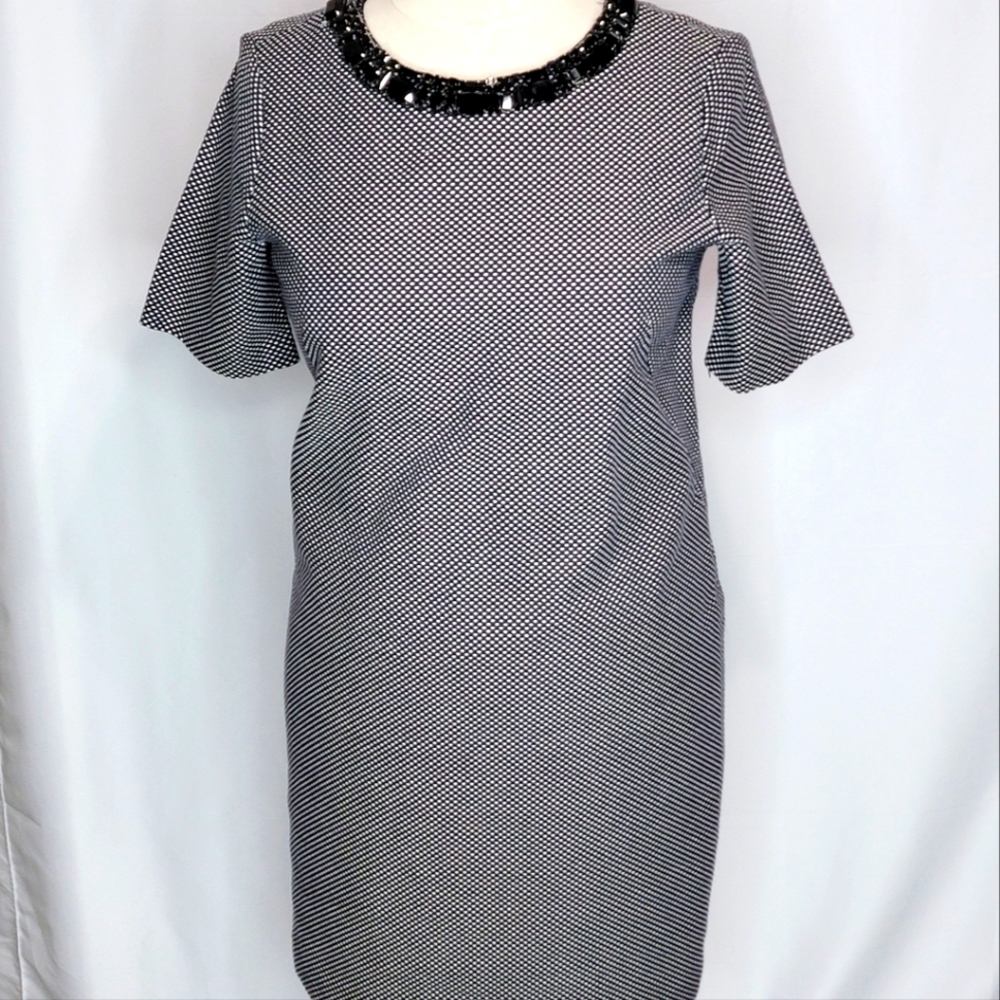 Jones New Yorkβ Black/White Waffle Pattern Dress w/ Rhinestone Neckline #361
